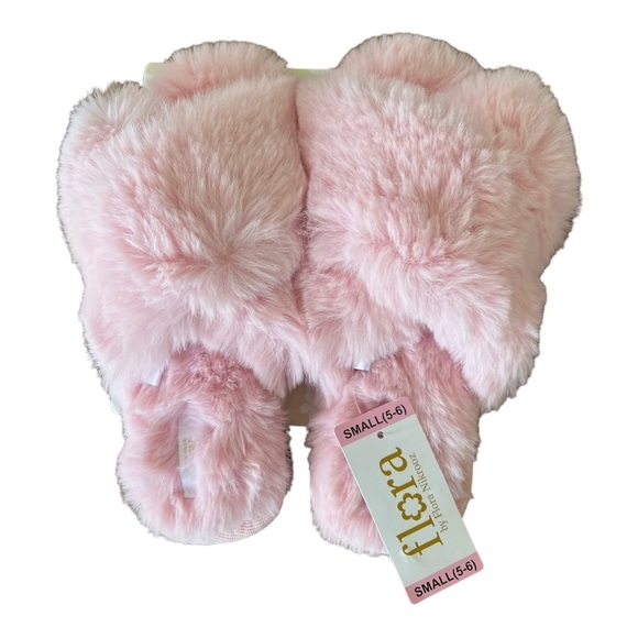 Nwt Flora by Flora Nikrooz cross band faux fur fluffy slippers in multiple sizes - Picture 8 of 8